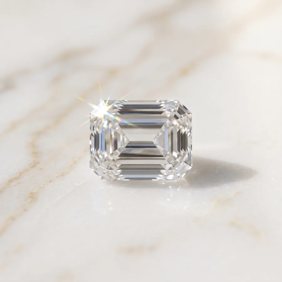 Emerald cut diamond