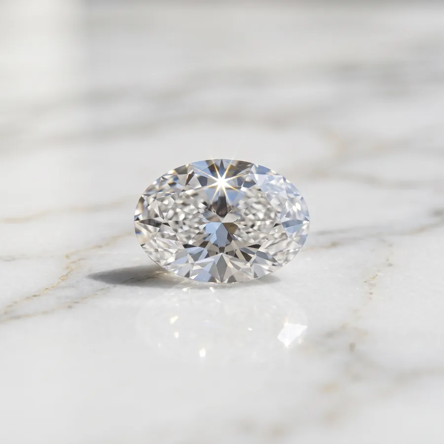 Oval cut diamond
